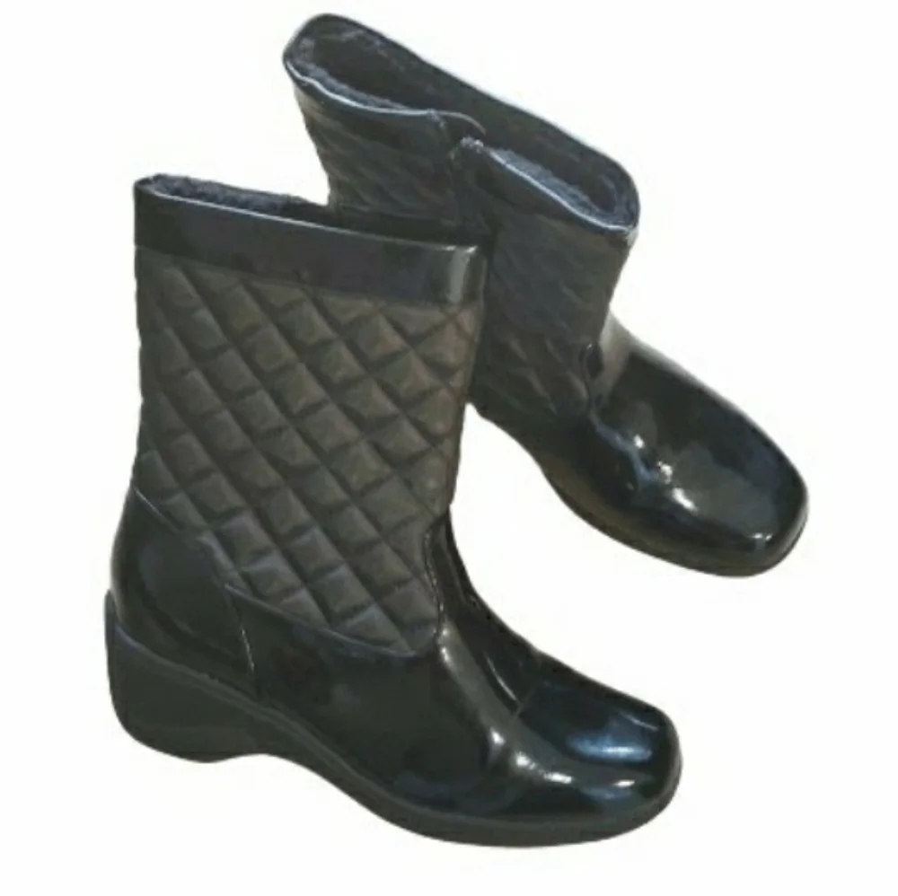 White Mountain Aquarius Quilted Satin Boots / Size 7M Black Winter Boots